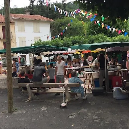Maison&jardin Charmant&typique Au Coeur Du Conflent Casa de Férias *